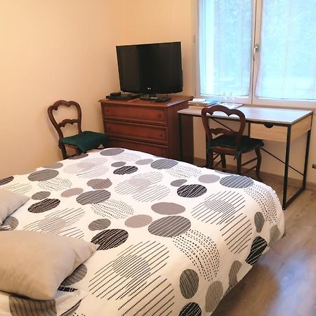 Chambre Et Table D'Hotes La Meule Poligny  Esterno foto